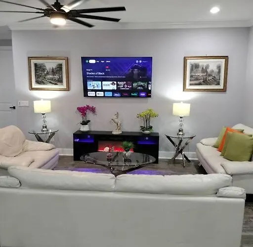 Villa White Rock In Tampa